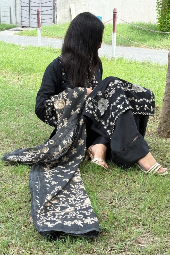 Floral Embroidered 3-Piece Cotton Dress - Image 5